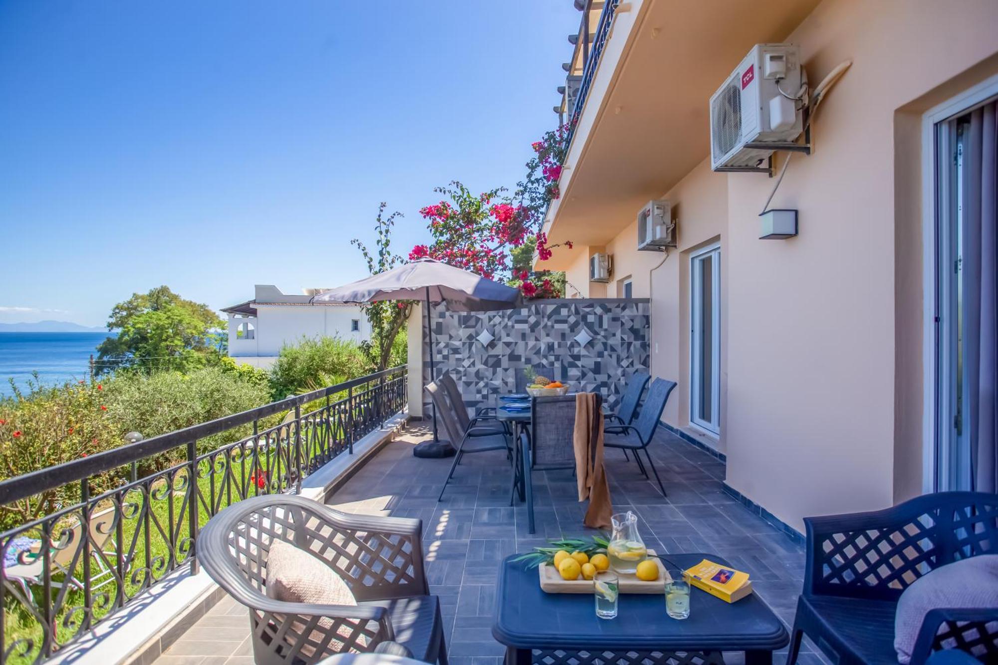 Ionian Kaizer Boutique Daire Achílleion Dış mekan fotoğraf