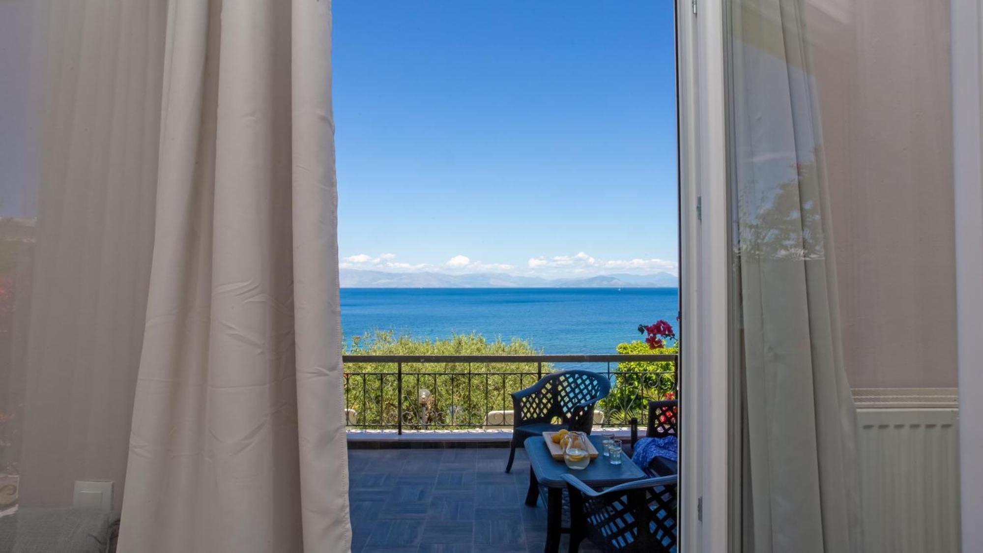 Ionian Kaizer Boutique Daire Achílleion Dış mekan fotoğraf