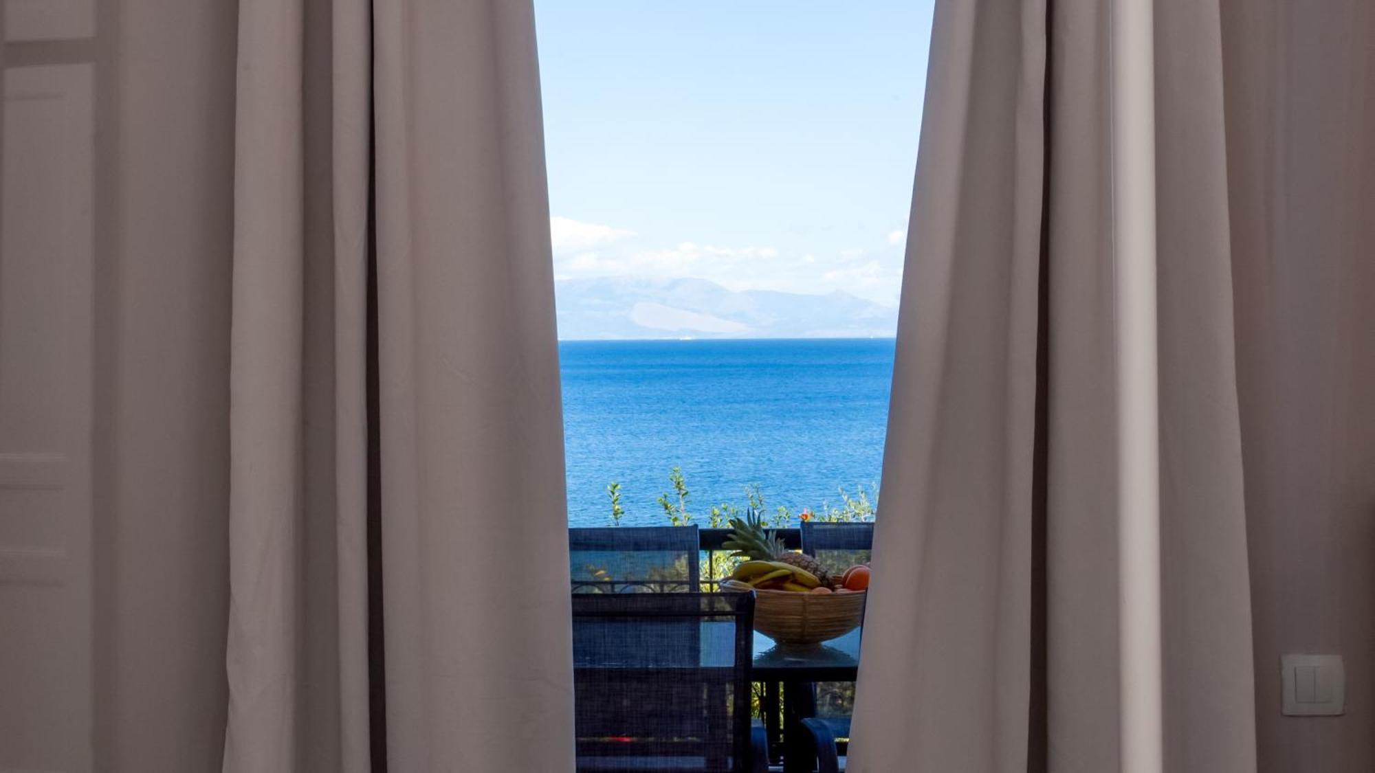 Ionian Kaizer Boutique Daire Achílleion Dış mekan fotoğraf