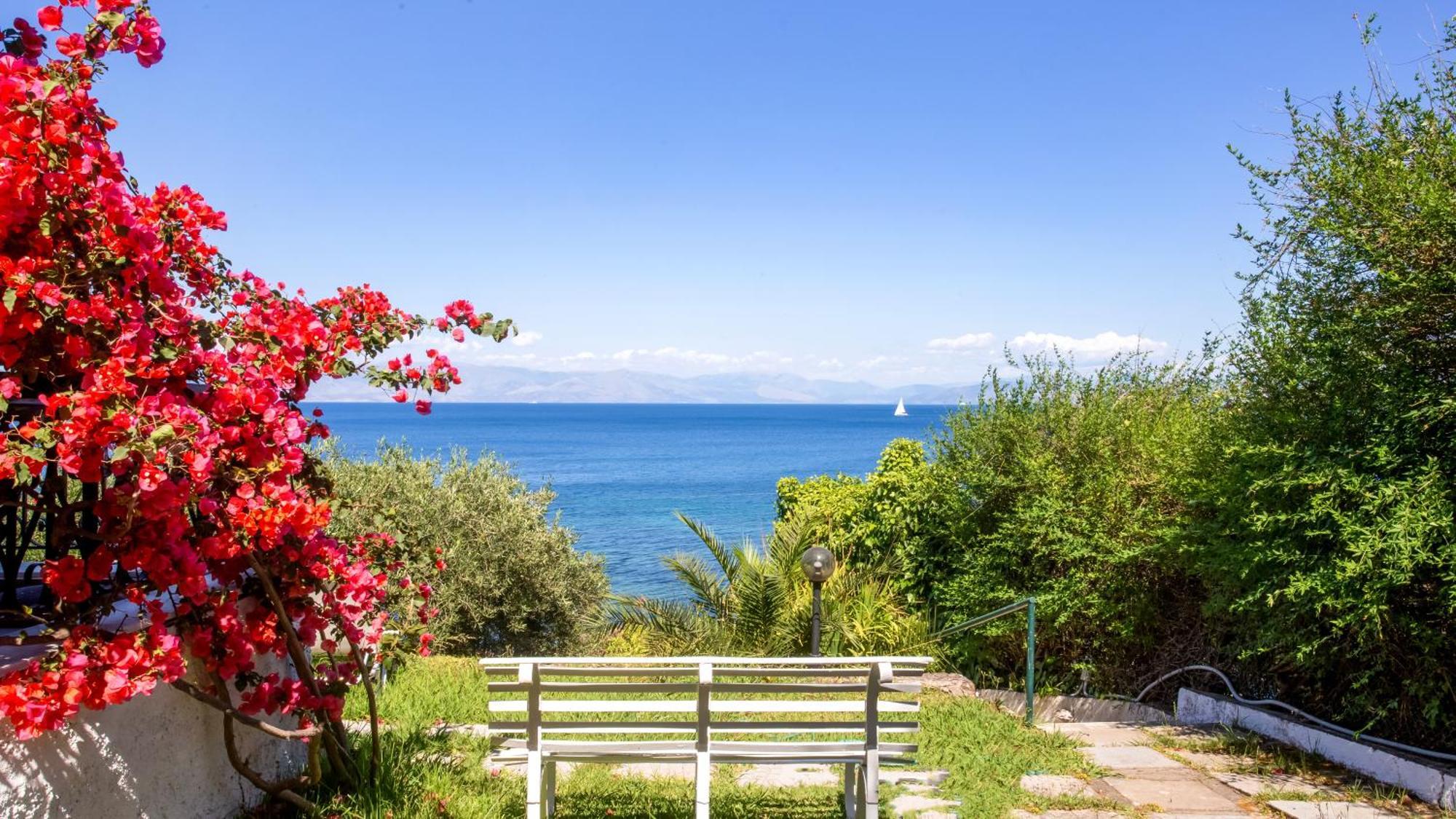 Ionian Kaizer Boutique Daire Achílleion Dış mekan fotoğraf